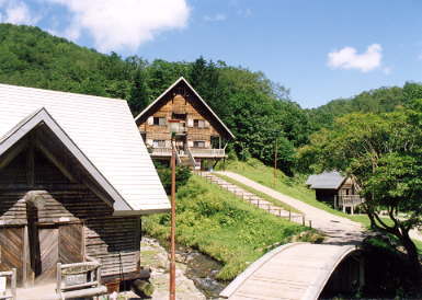 奥美利河温泉山の家
