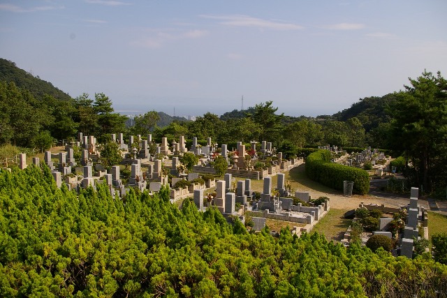Hiyodorigoe Cemetery