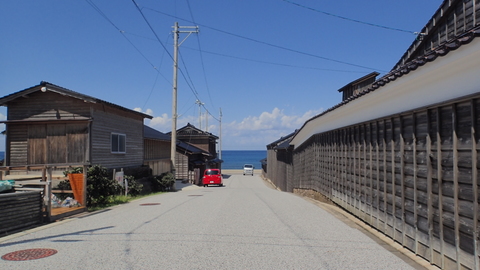 a side road of the Former Kadomi Family Residence